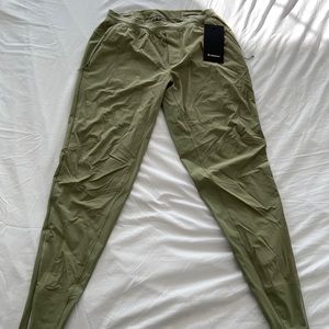 MEN’S LULULEMON CLEARANCE 🚨 BNWT 🏷 Surge Hybrid Pant Shorter 29”